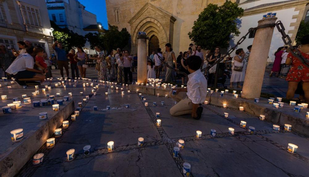 Luz Por La Inclusi N En La Noche De Las Candelas Velas