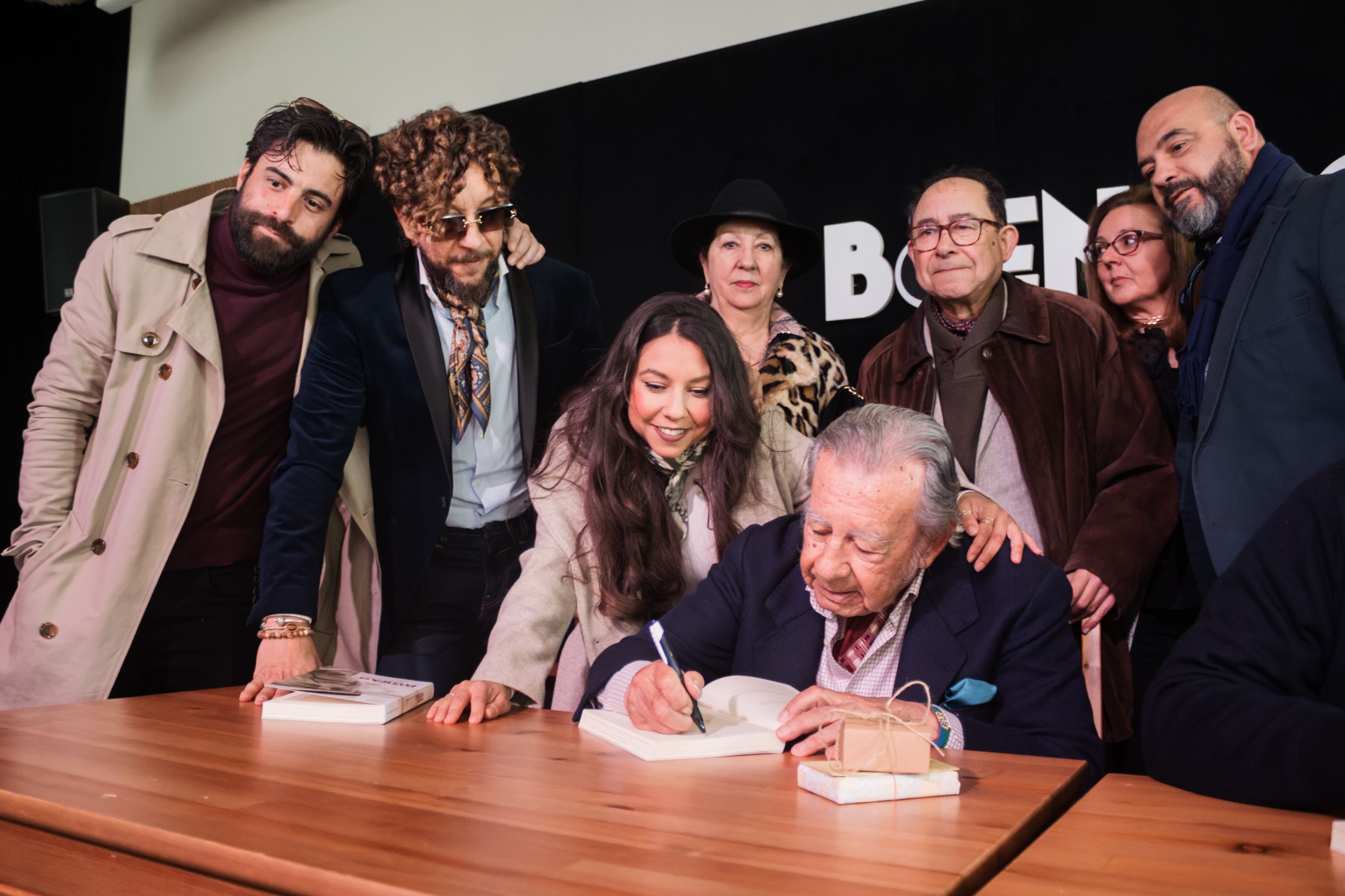 Presentación del libro 'Yo nunca a mi ley falté. Conversaciones con Manuel Morao'