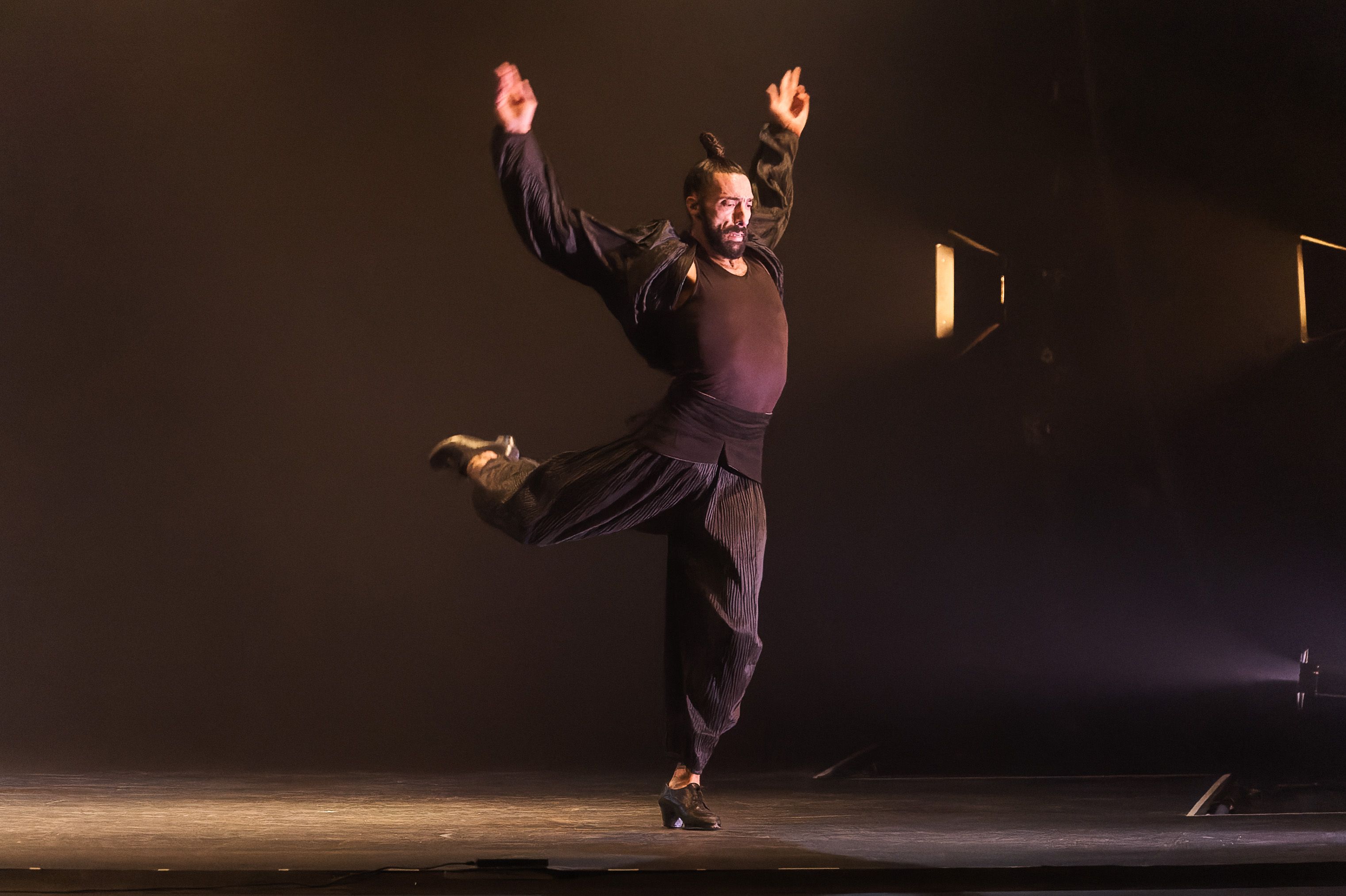 Eduardo Guerrero, en uno de sus espectáculos, 'Bailar no es sólo bailar'.