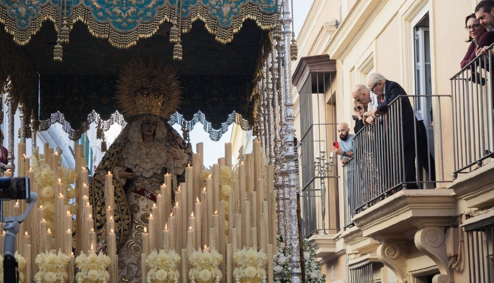 La Amargura por la calle Naranjas. 