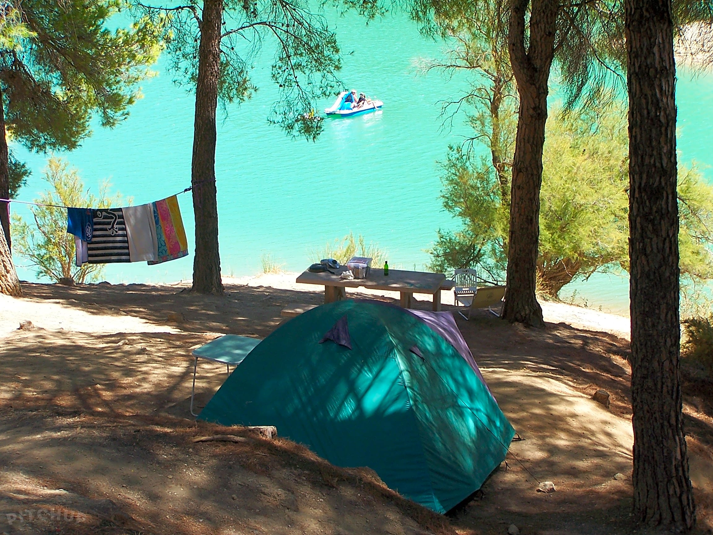 "Un embalse para nadar y paisajes de cine: este increíble" camping está a solo dos horas de Cádiz 