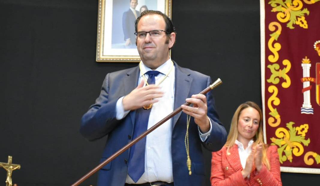 Alejandro López, en una imagen de su investidura como alcalde cuando revalidó el cargo el pasado mes de junio.