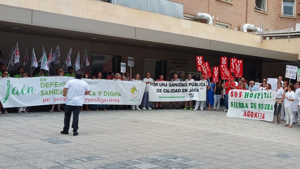 Una de las concentraciones para protestar por la situación del SAS.