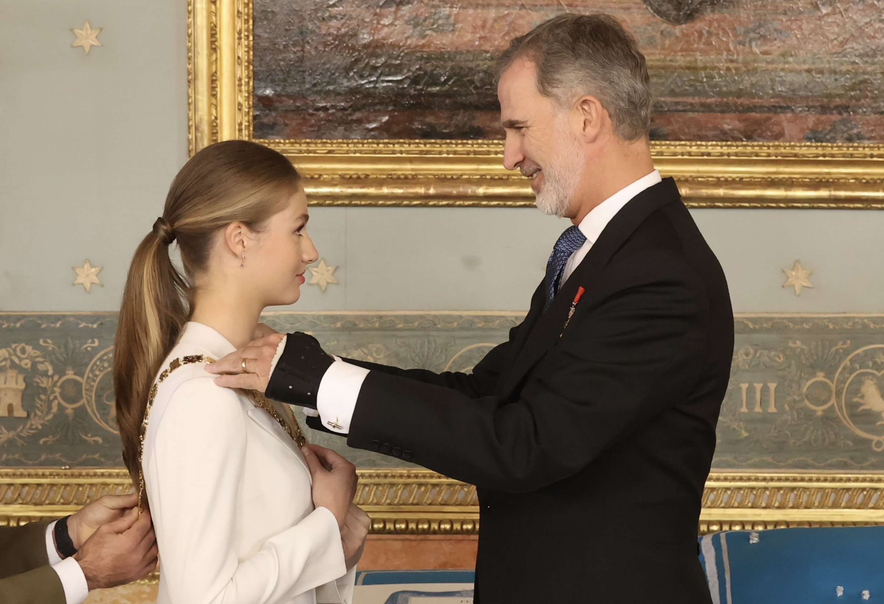 La princesa Leonor con el rey Felipe VI. CASA REAL