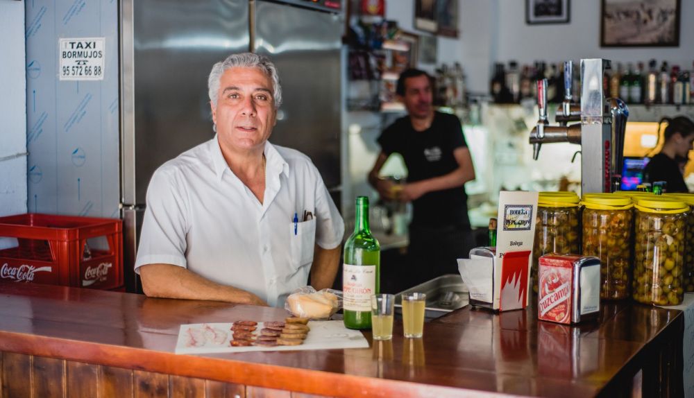 Jose Manuel Girón, en su Bodega Pepe Girón. Bormujos, Sevilla.