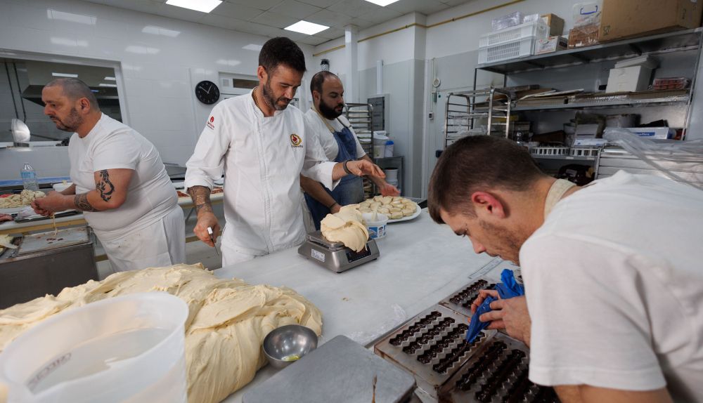 Trabajo en el obrador de La Cremita. 