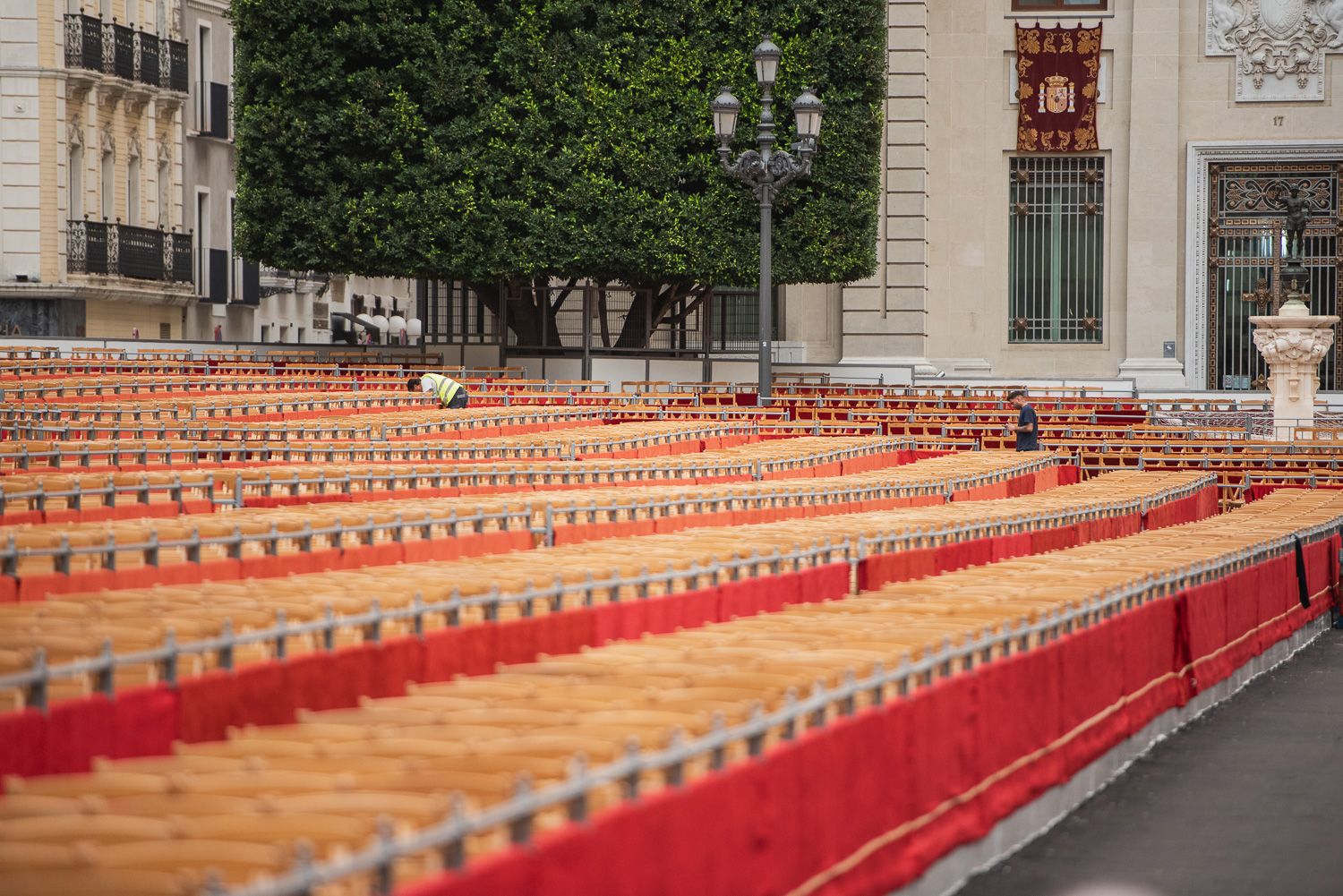 Zona de palcos de la plaza de San Francisco en la Carrera Oficial de Sevilla. 