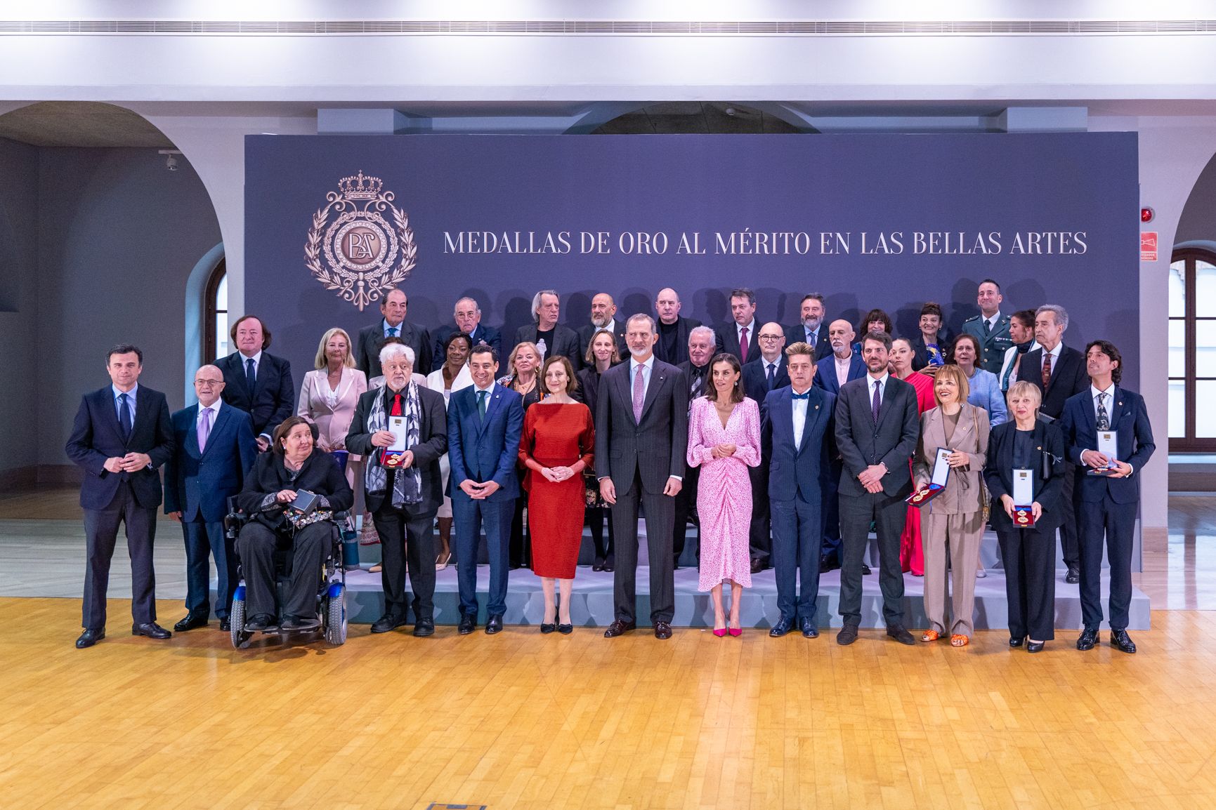 Galardonados con las Medallas de Oro al Mérito en las Bellas Artes.