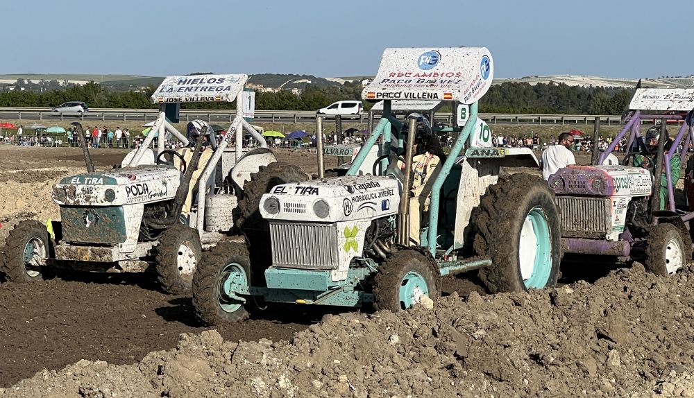 El sábado de Carreras de Tractores de Guadalcacín, en imágenes.