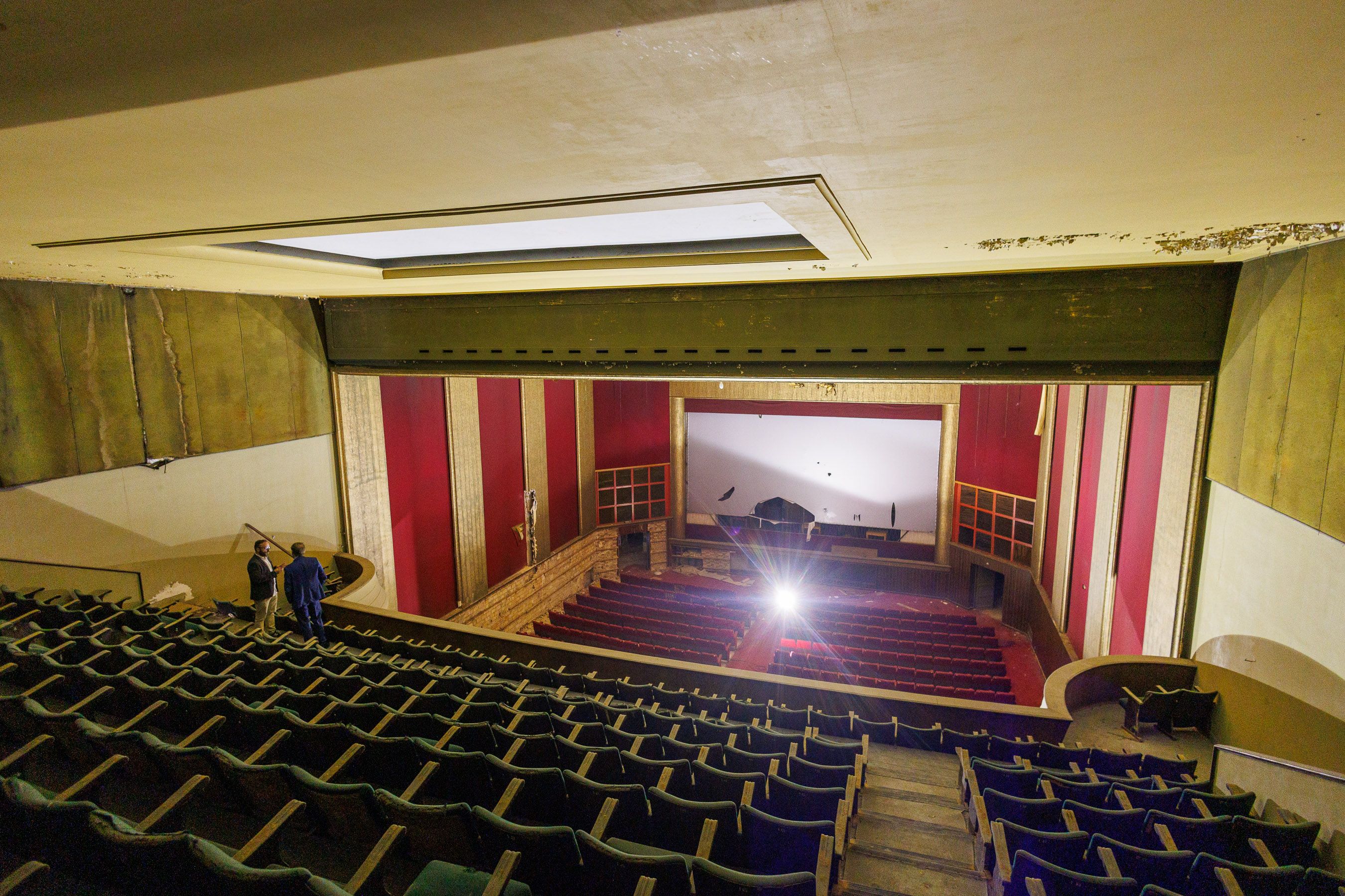 El Cine Jerezano, que cuenta los meses para renacer como Teatro.