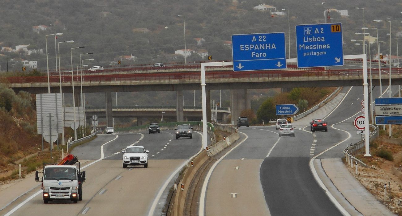 El peaje de autopistas portuguesas como la A22, que une el Algarve con Andalucía, quedará surprimido.