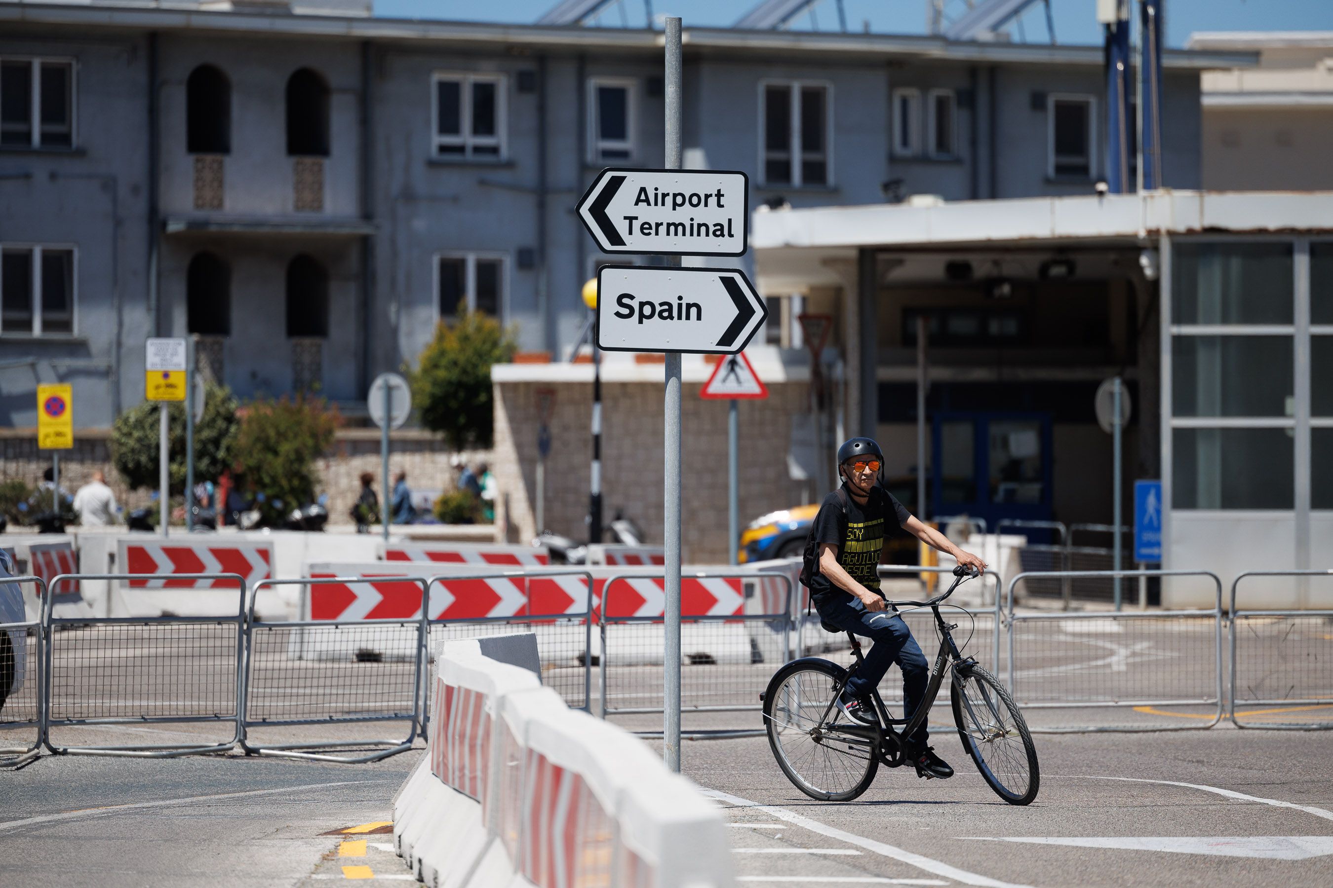 Gibraltar. Imagen de la frontera, este verano.