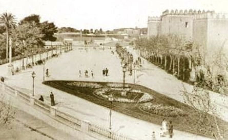 Imagen de principios del siglo XX de la Alameda Vieja tras la intervención de Esteve.    Jerez Siempre