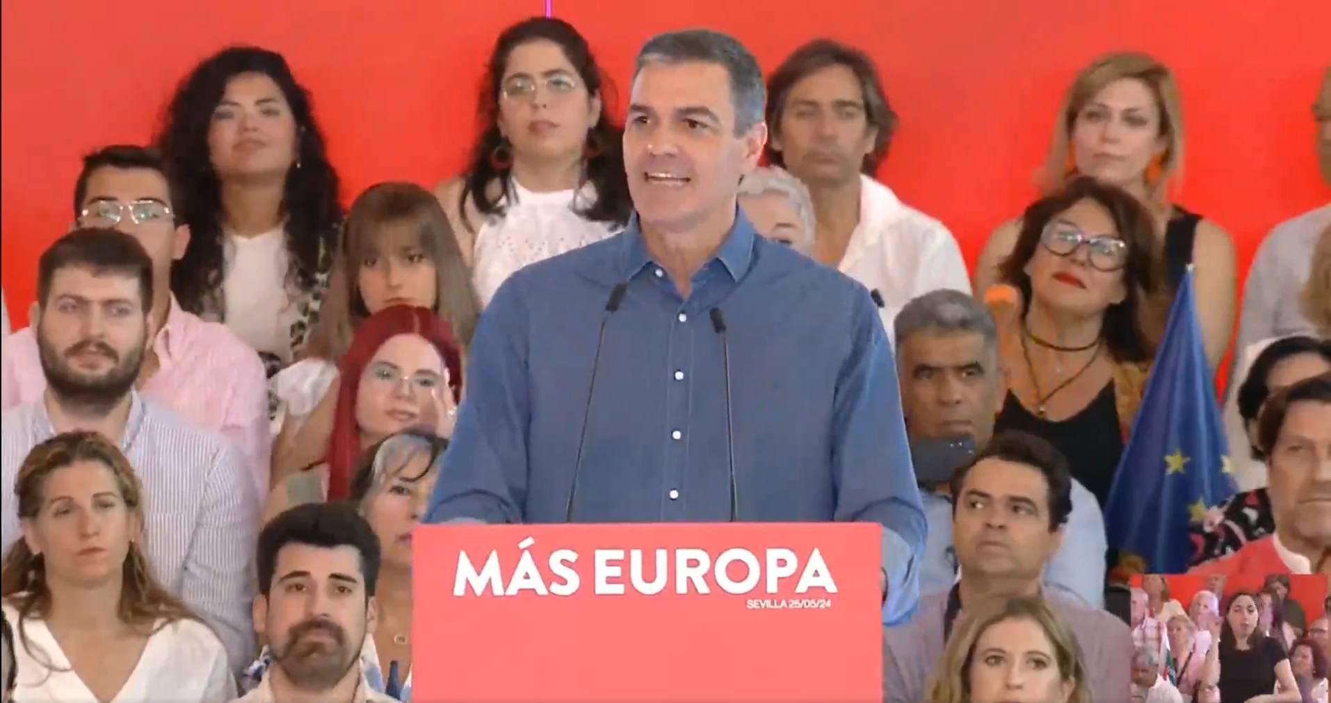 Pedro Sánchez, durante el acto de campaña de este sábado en Sevilla.