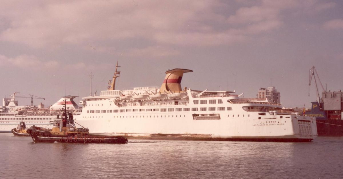 El J.J. Sister, el buque que los fines de semana era una discoteca en Cádiz.