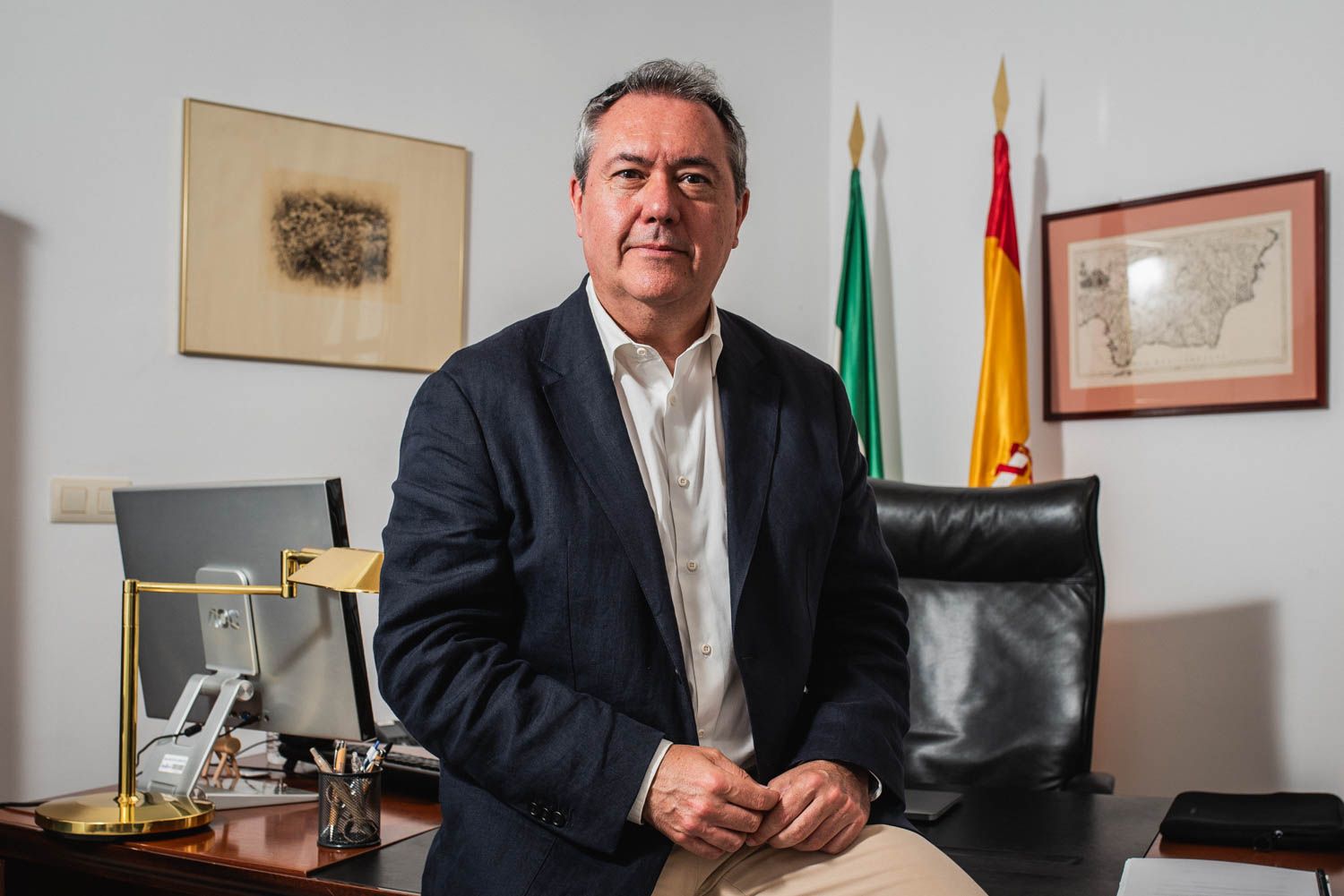 Juan Espadas, secretario general del PSOE de Andalucía, en su despacho.
