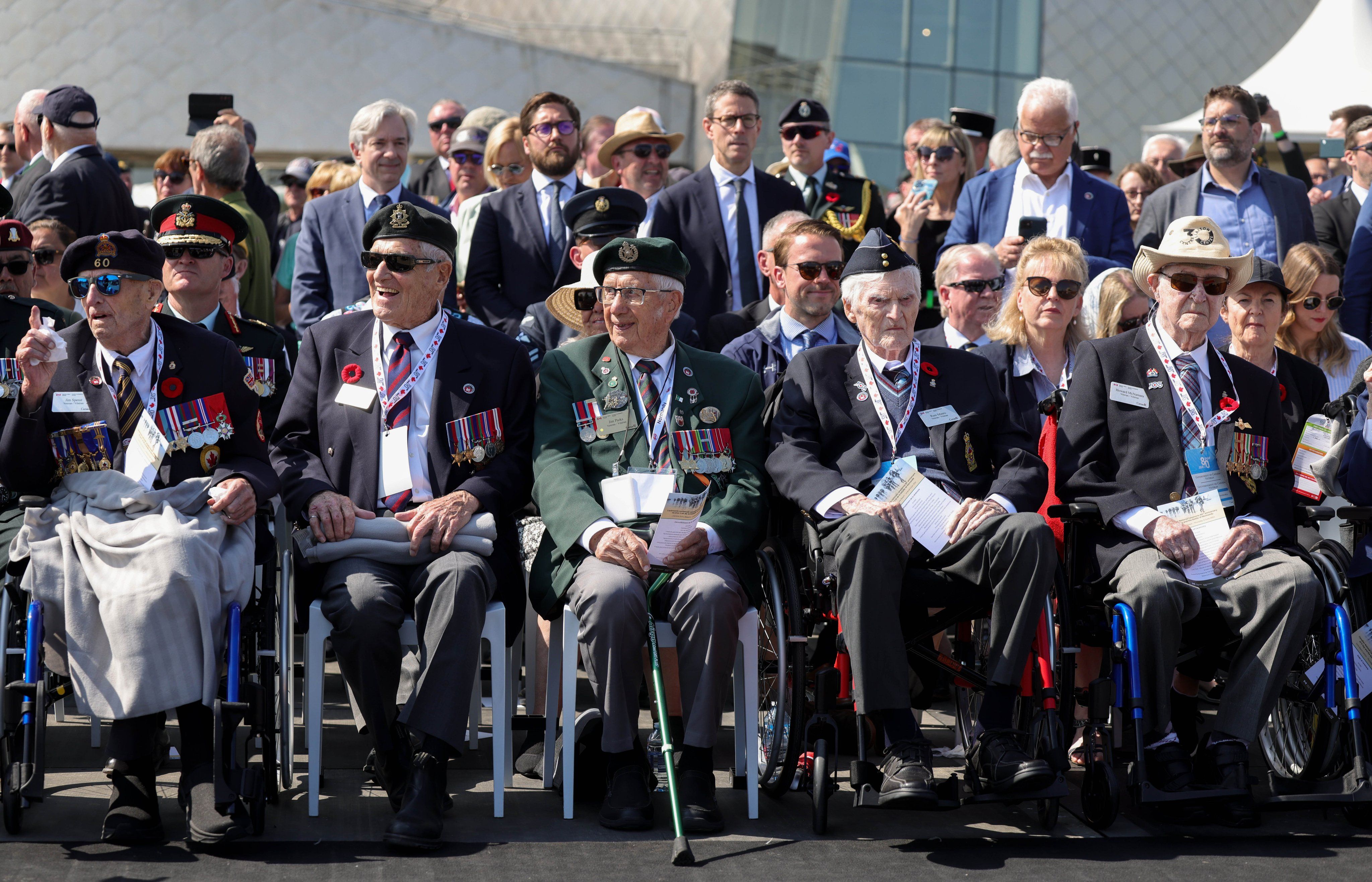 Supervivientes del Desembarco de Normandía, en los actos de este jueves.