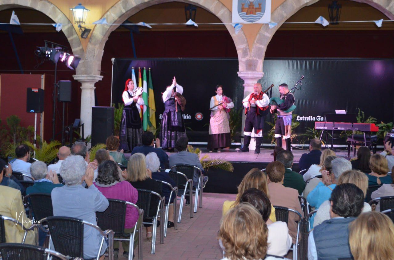 Acto organizado por la Casa de Galicia para inaugurar su nueva sede en El Puerto.