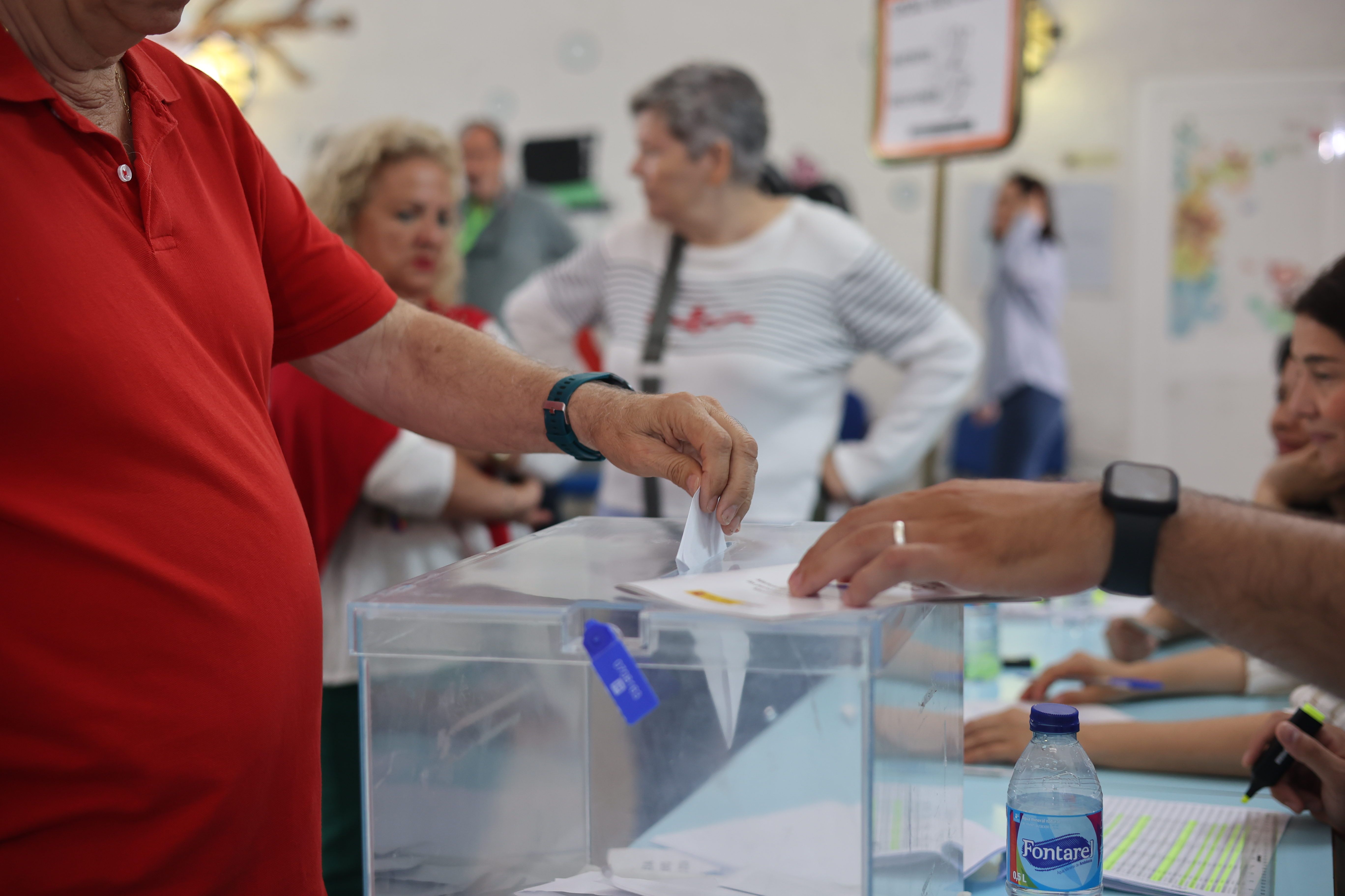 Elecciones europeas 2024. La participación cae en diez puntos en Andalucía.