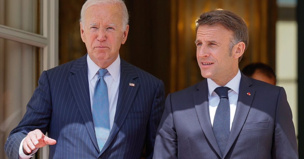 Macron, a la derecha, en una imagen reciente junto a Joe Biden.