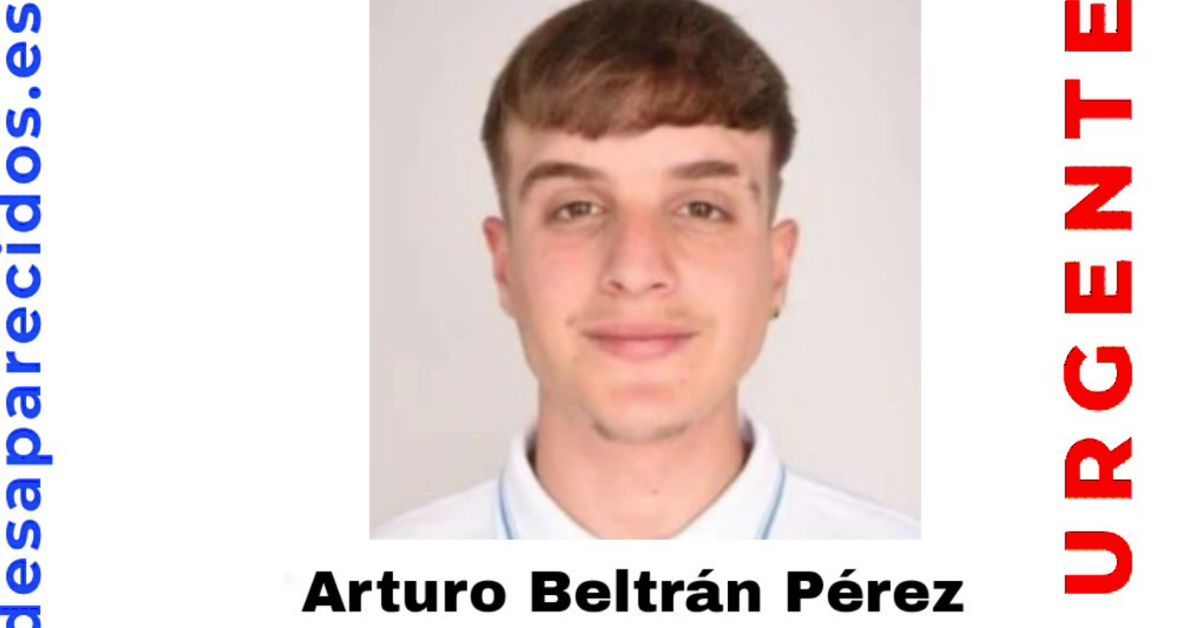Cartel de búsqueda de Arturo, joven de 16 años desaparecido en Algeciras.