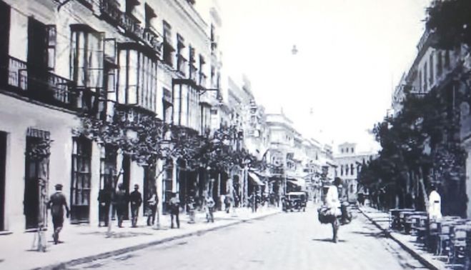 Imagen de hace décadas de la calle Larga.