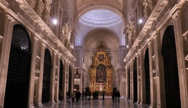 La impresionante capilla del sagrario en su reapertura tras las obras.