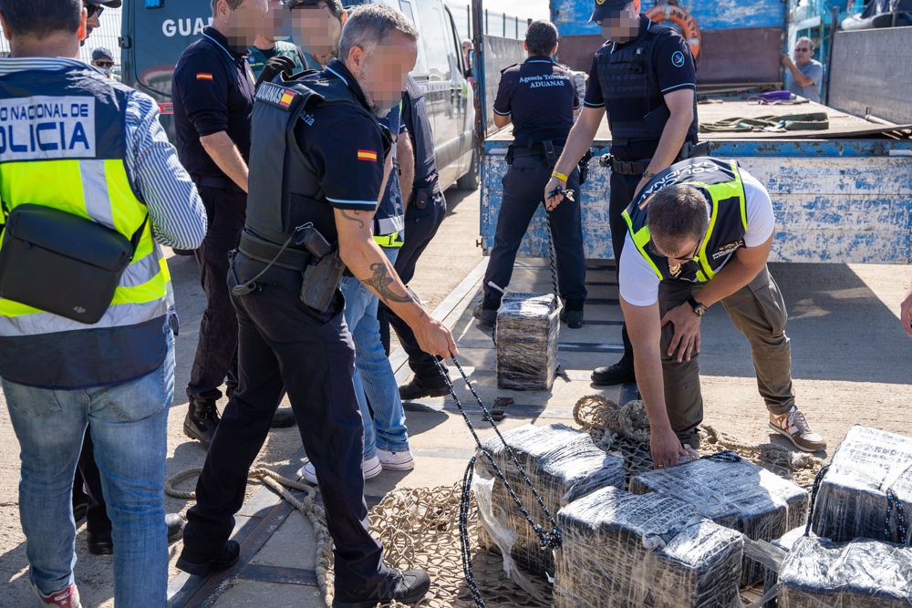 Las claves del narcotráfico submarino desembarcan en Cádiz