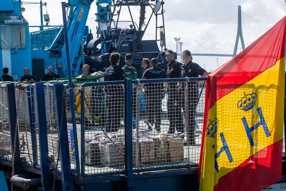 Las claves del narcotráfico submarino desembarcan en Cádiz