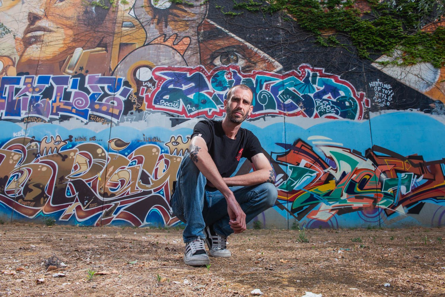 Tinto 247 lleva casi 30 años en el mundo del grafiti en Sevilla, y fue uno de los diez artistas que se reunieron esta semana con el alcalde, José Luis Sanz.