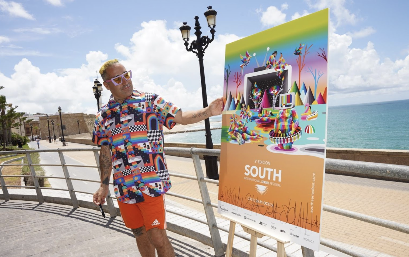 Presentación del cartel del South International Series Festival creado por Okuda San Miguel.