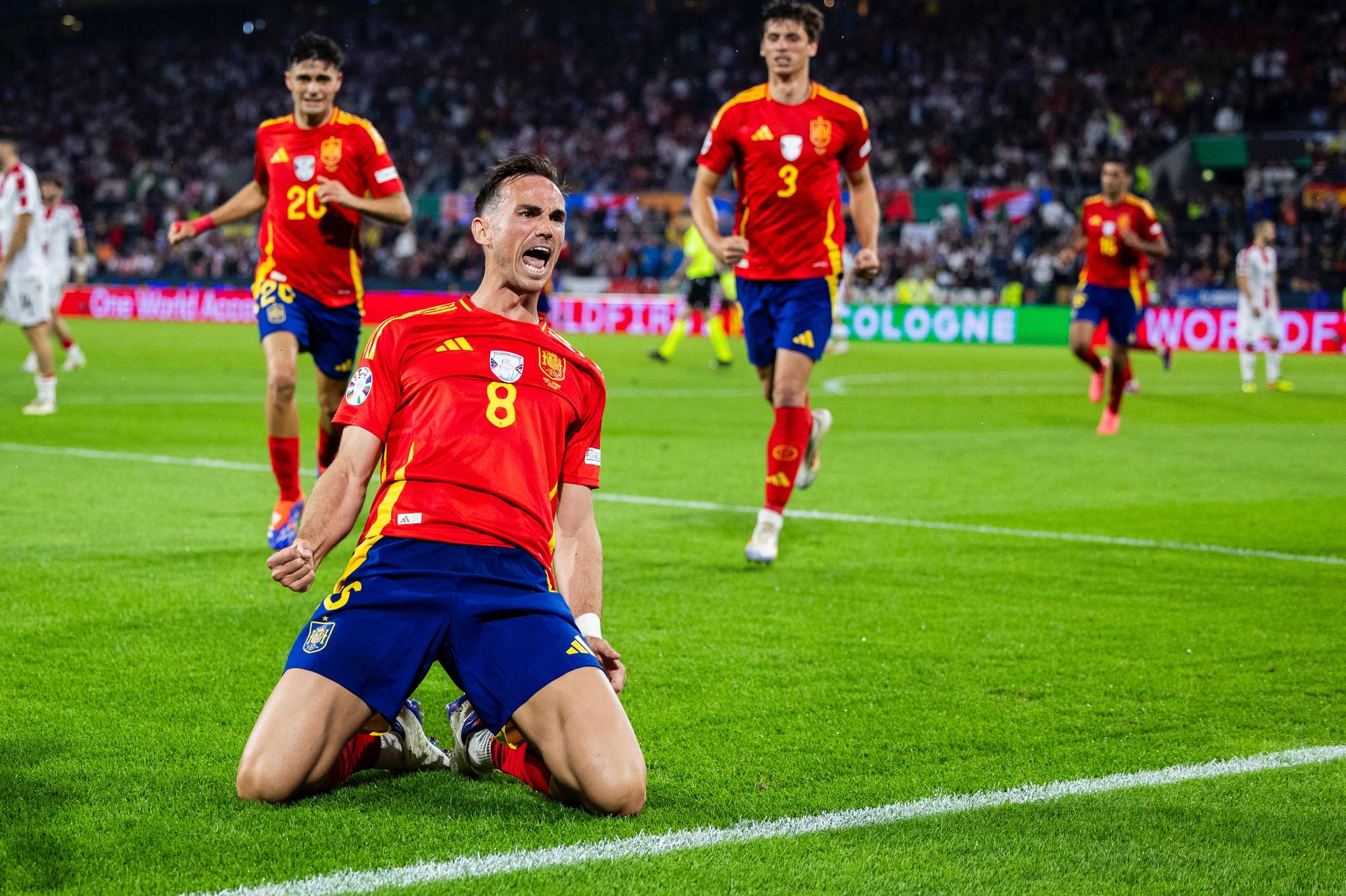 Fabián celebra su gol ante Georgia.