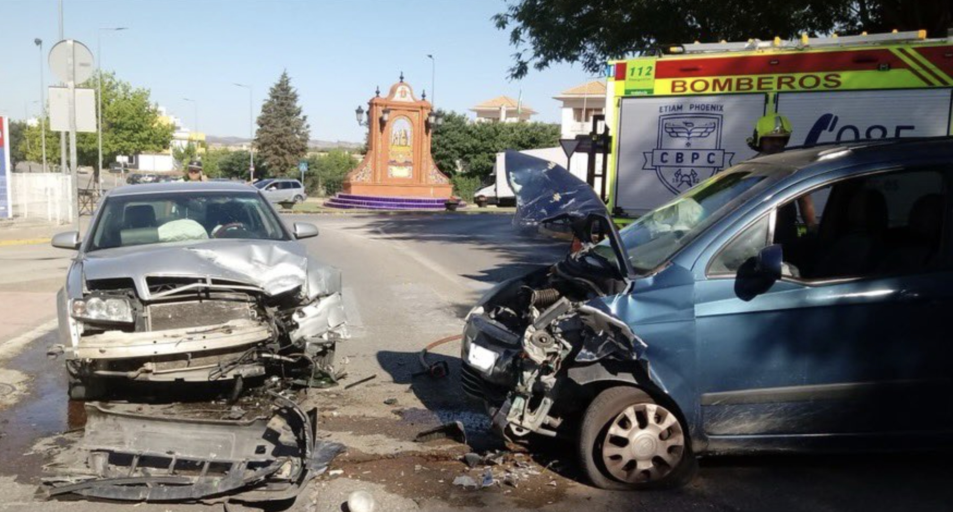 Accidentes de tráfico, responsabilidad de todos. Accidente muy aparatoso en Villamartín (Cádiz).