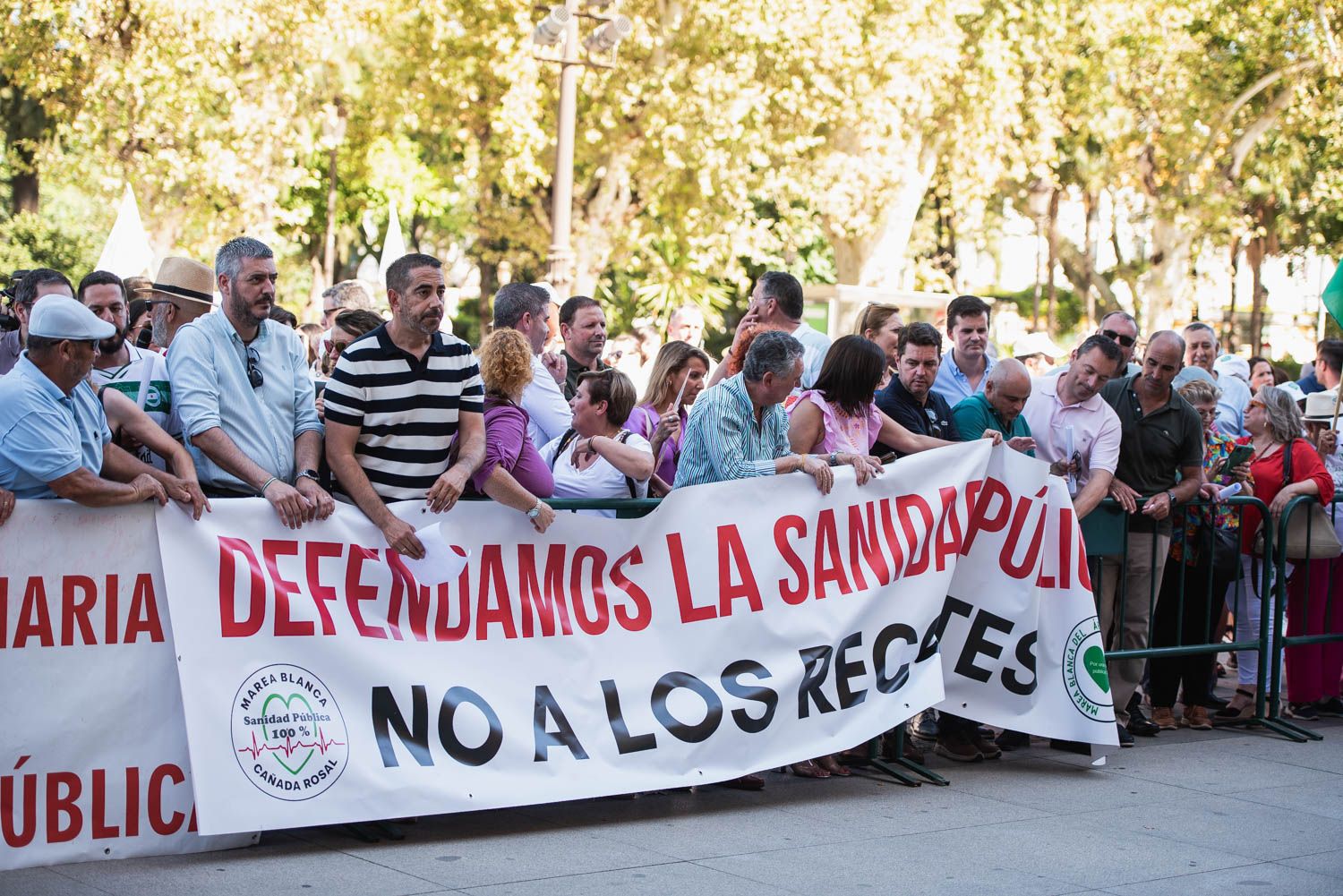 Imagen de una manifestación por la sanidad de vecinos de la Sierra Sur de Sevilla.