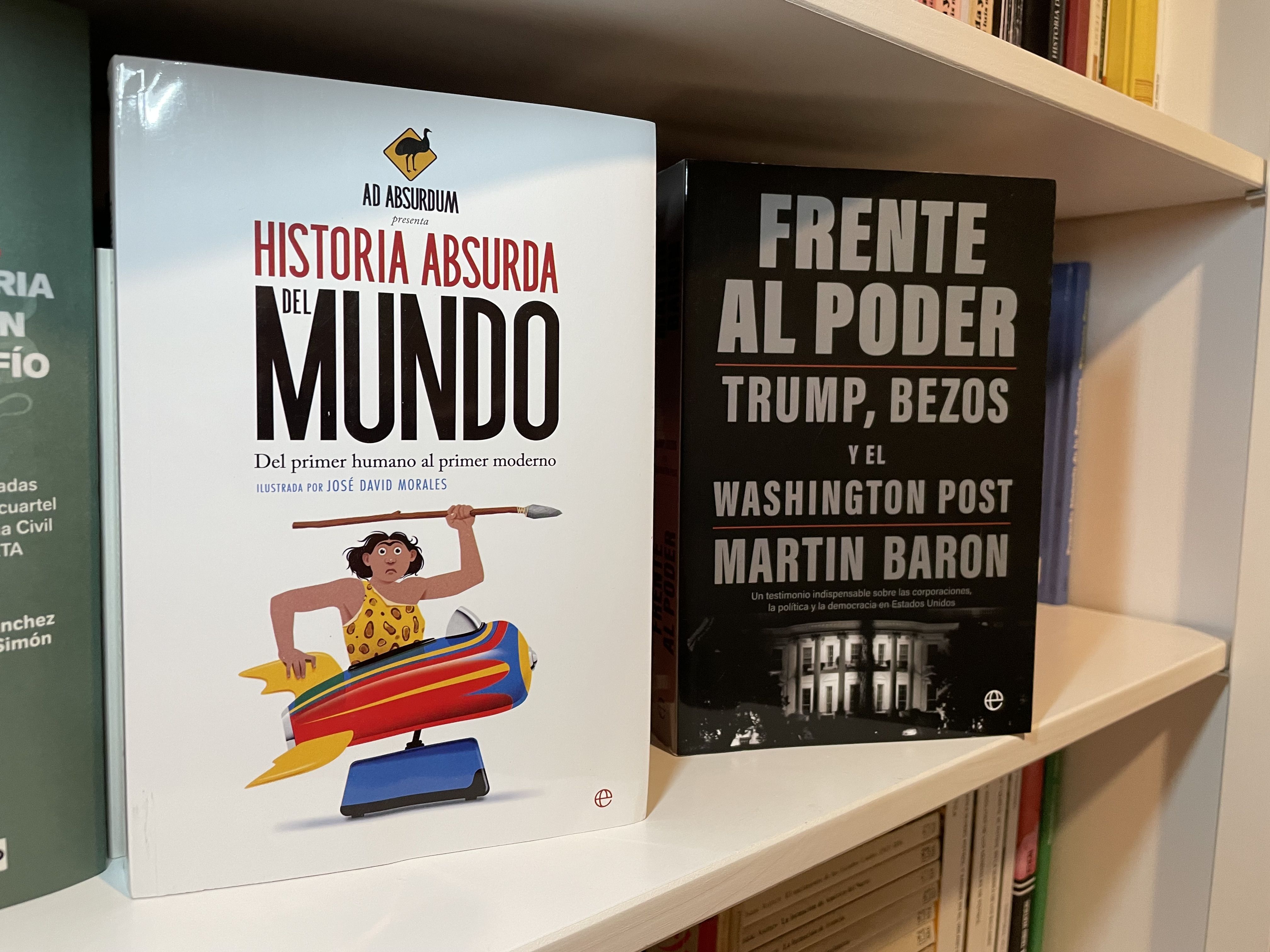 Dos de los títulos para Va de libros, la sección de Ezequiel García Barreda. 