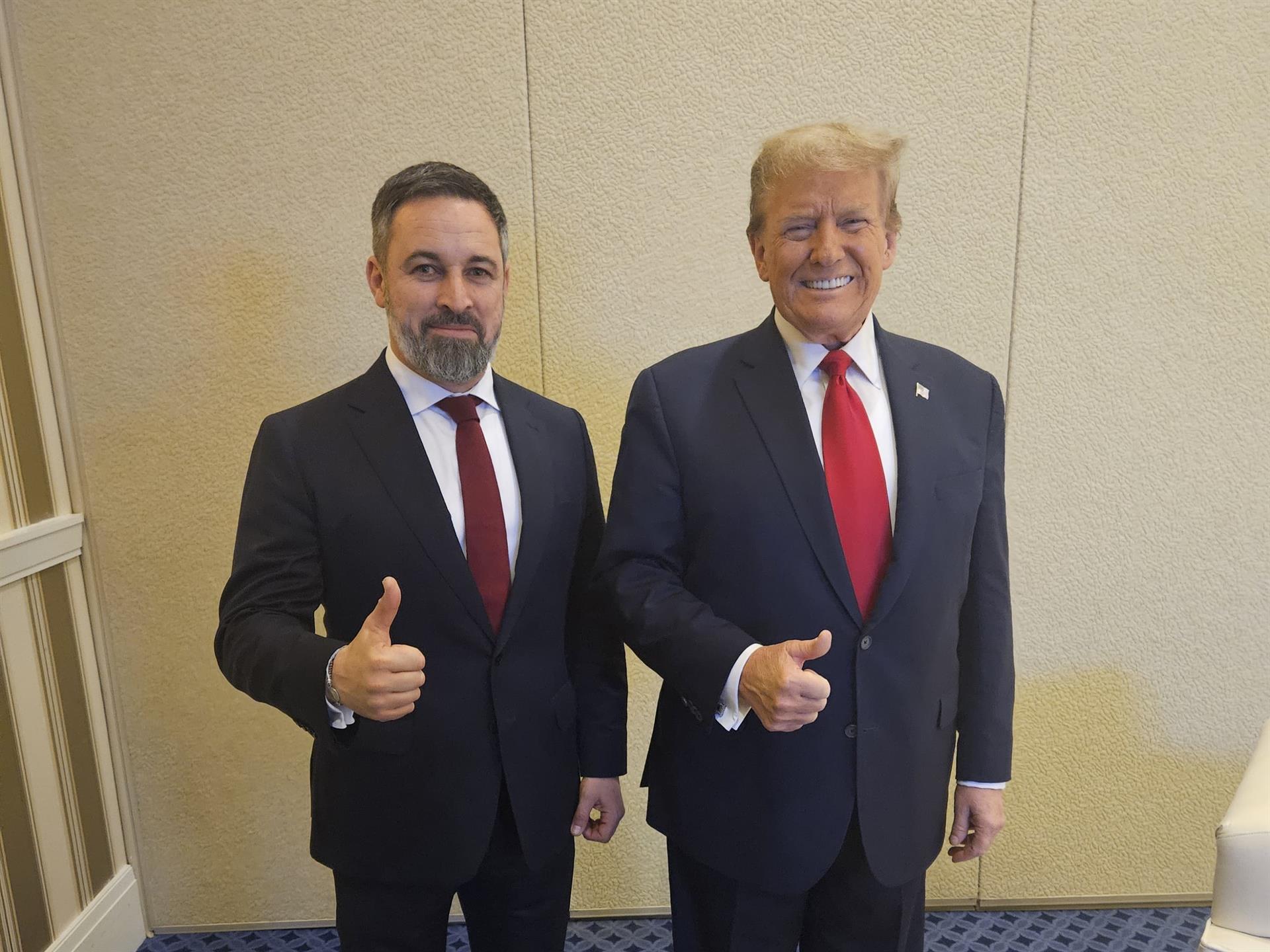 Abascal y Trump, en una imagen de archivo durante un encuentro en 2022.