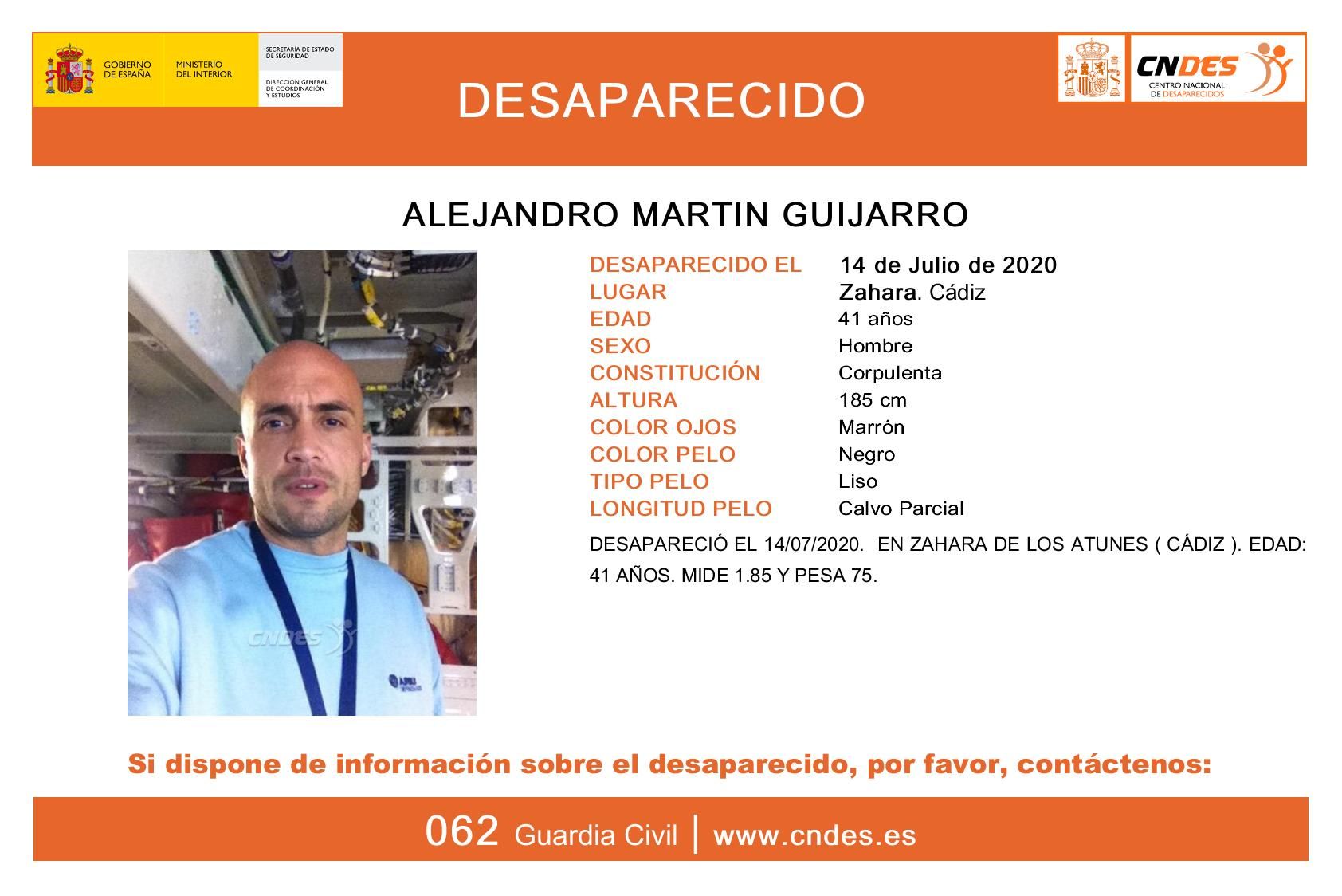 Cartel difundido con la información sobre Alejandro Martín, desaparecido en 2020 en Zahara.