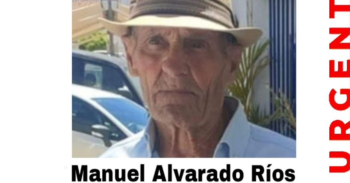 Numerosos vecinos de Jédula están ayudando en las labores de búsqueda de Manuel Alvarado.