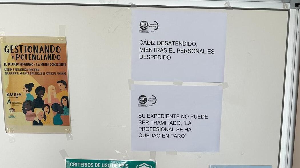 Mensajes en las propias delegaciones de Asuntos Sociales de Cádiz.