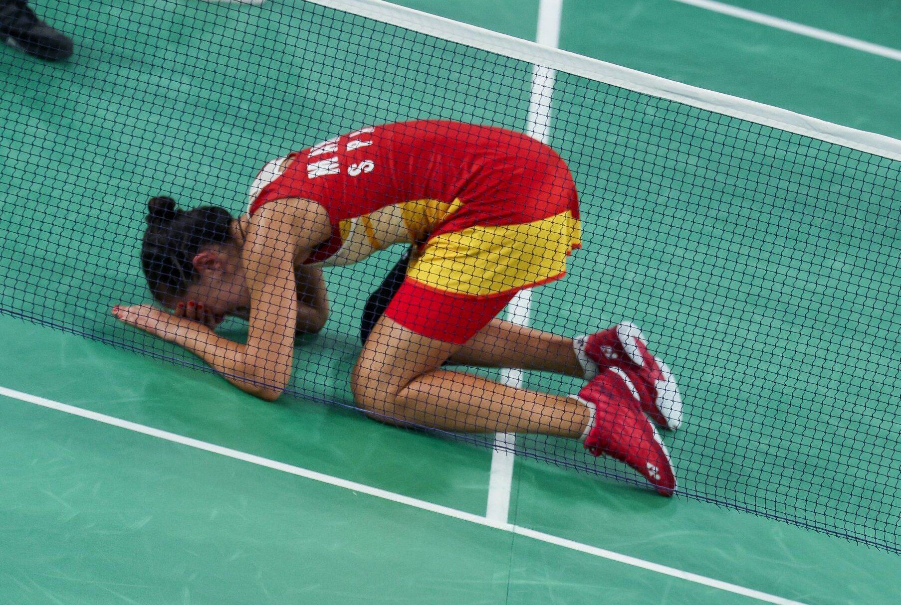 Carolina Marín, tras lesionarse en las semifinales de los Juegos Olímpicos de París.