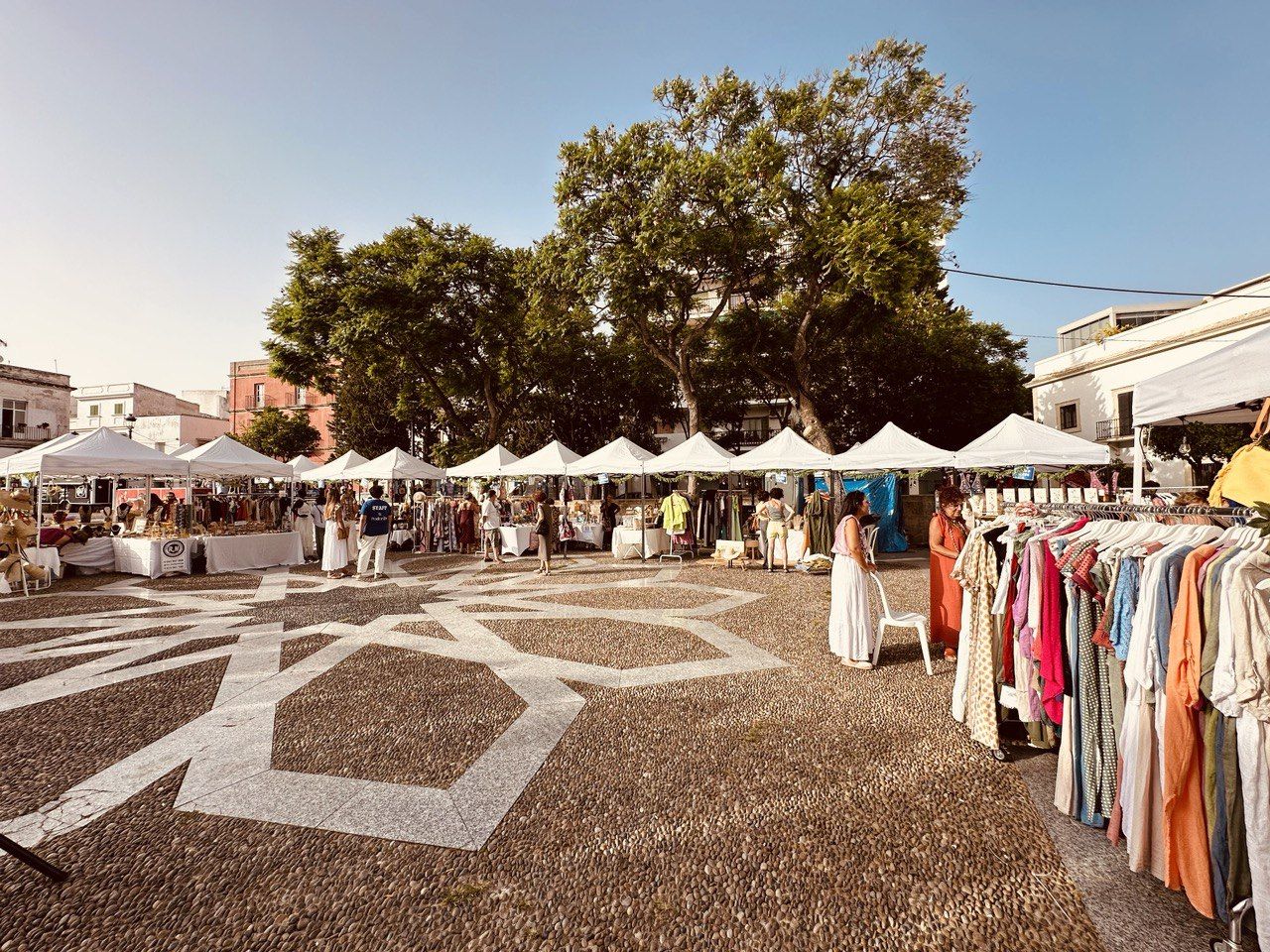 La Plaza del Castillo acogerá un nuevo mercadillo de verano en El Puerto.