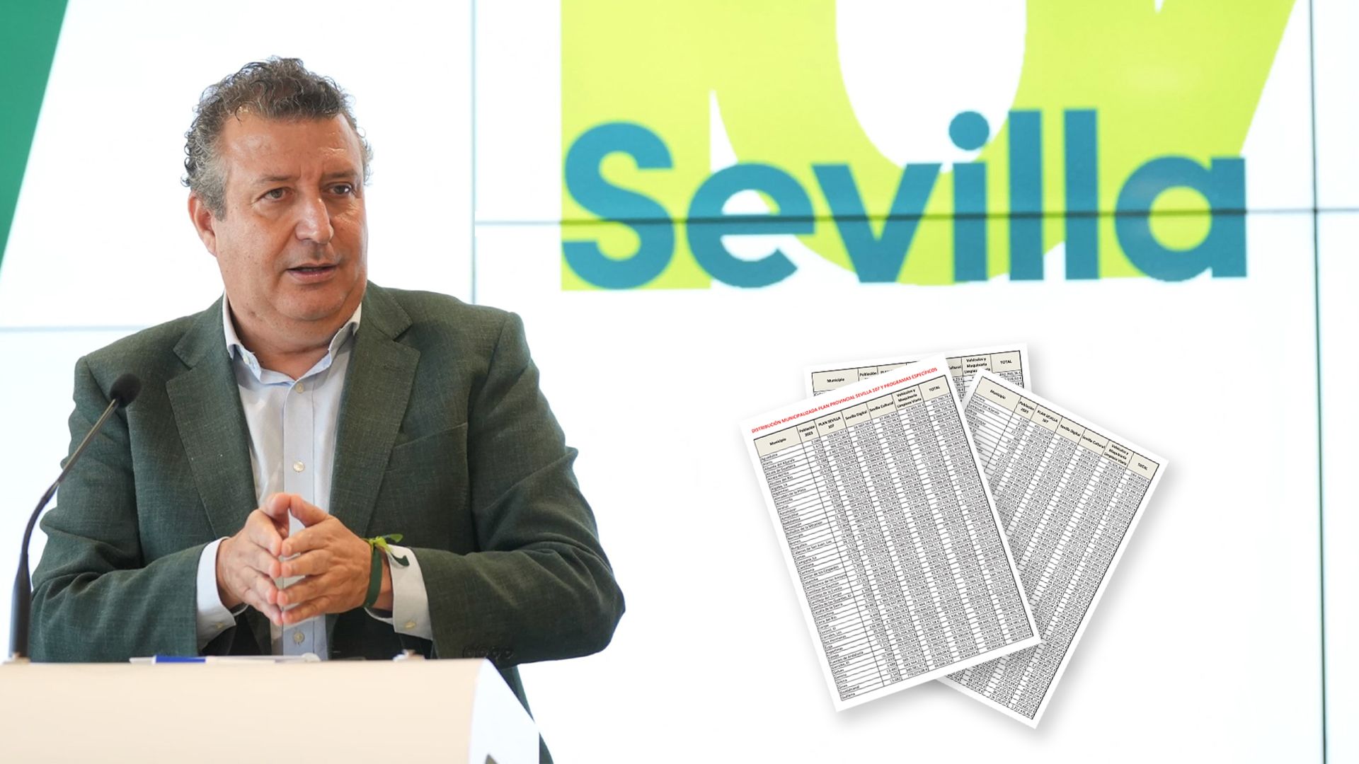 Javier Fernández, presidente de Diputación, en la presentación del plan 'Sevilla 107'.