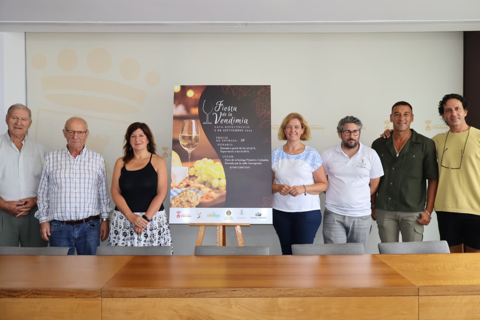 La delegada en la presentación del cartel y la Fiesta de la Vendimia.