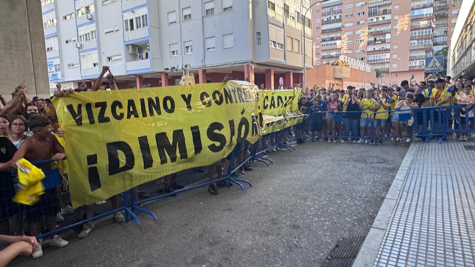 Una de las protestas de Brigadas Amarillas en el primer partido de liga contra el Real Zaragoza