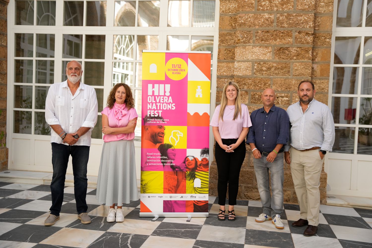 Presentación del festival de culturas de Olvera en la Diputación. 