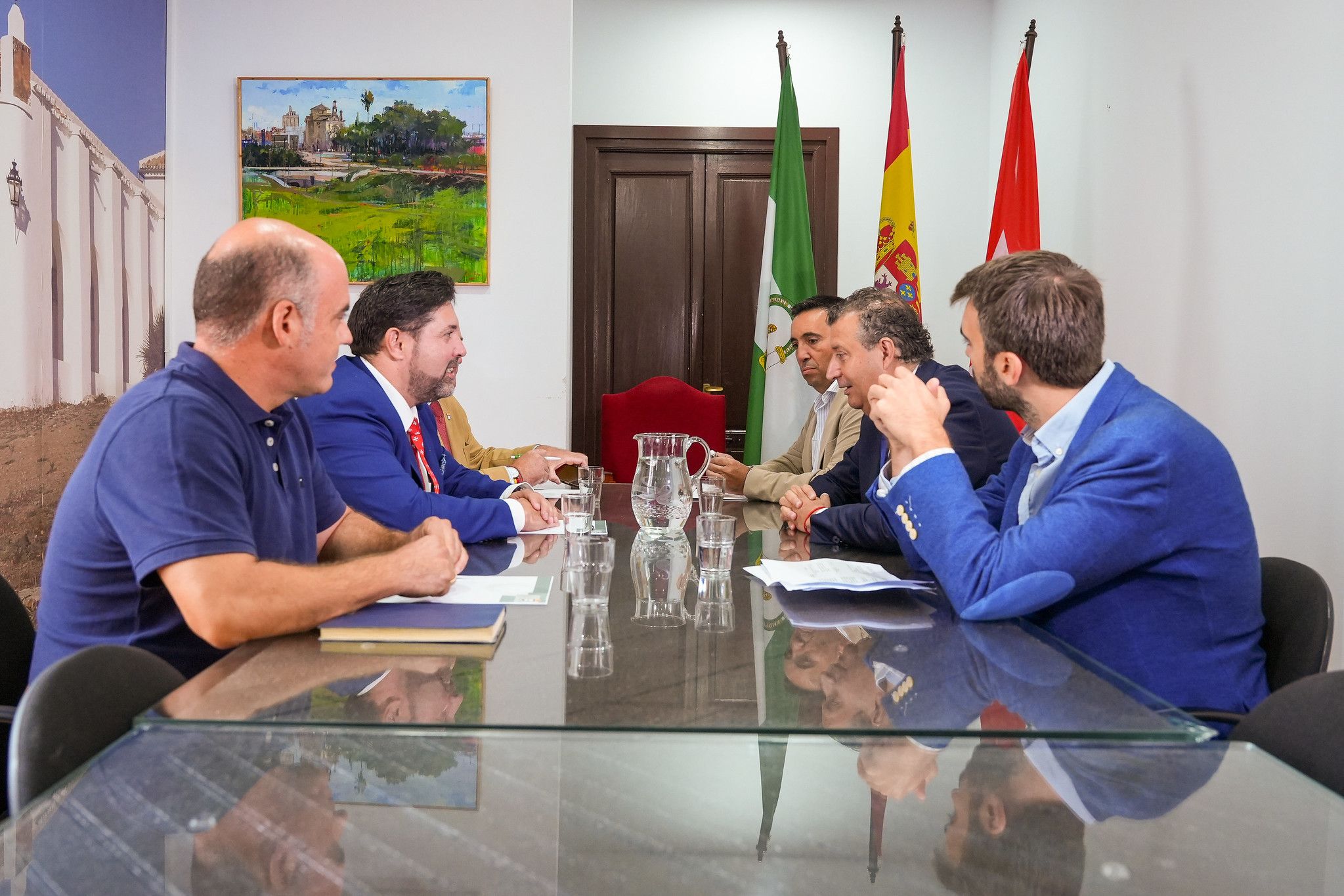 La reunión este miércoles en Lora del Río entre Ayuntamiento y Diputación, sobre el problema del agua.