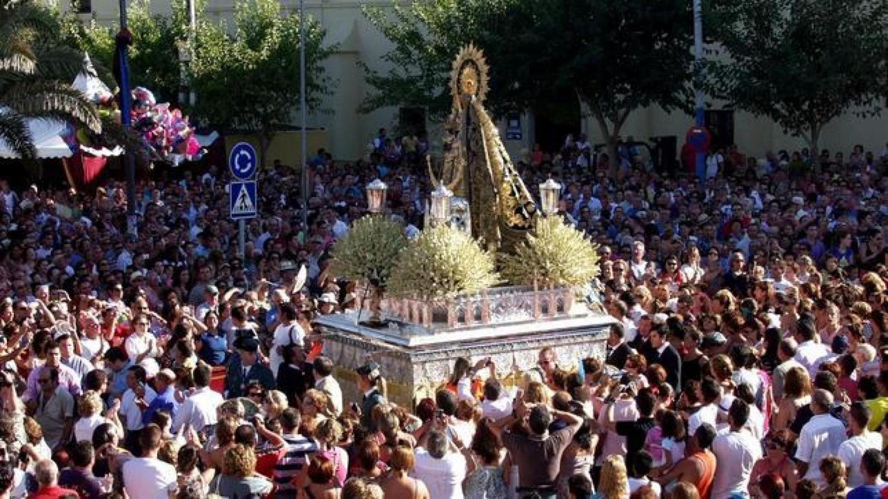 Imagen de archivo de la procesión de la Virgen de Regla.