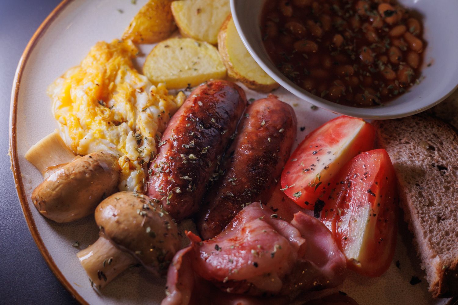 El apetitoso 'Desayuno en Londres', un english breakfast que no deja indiferente.