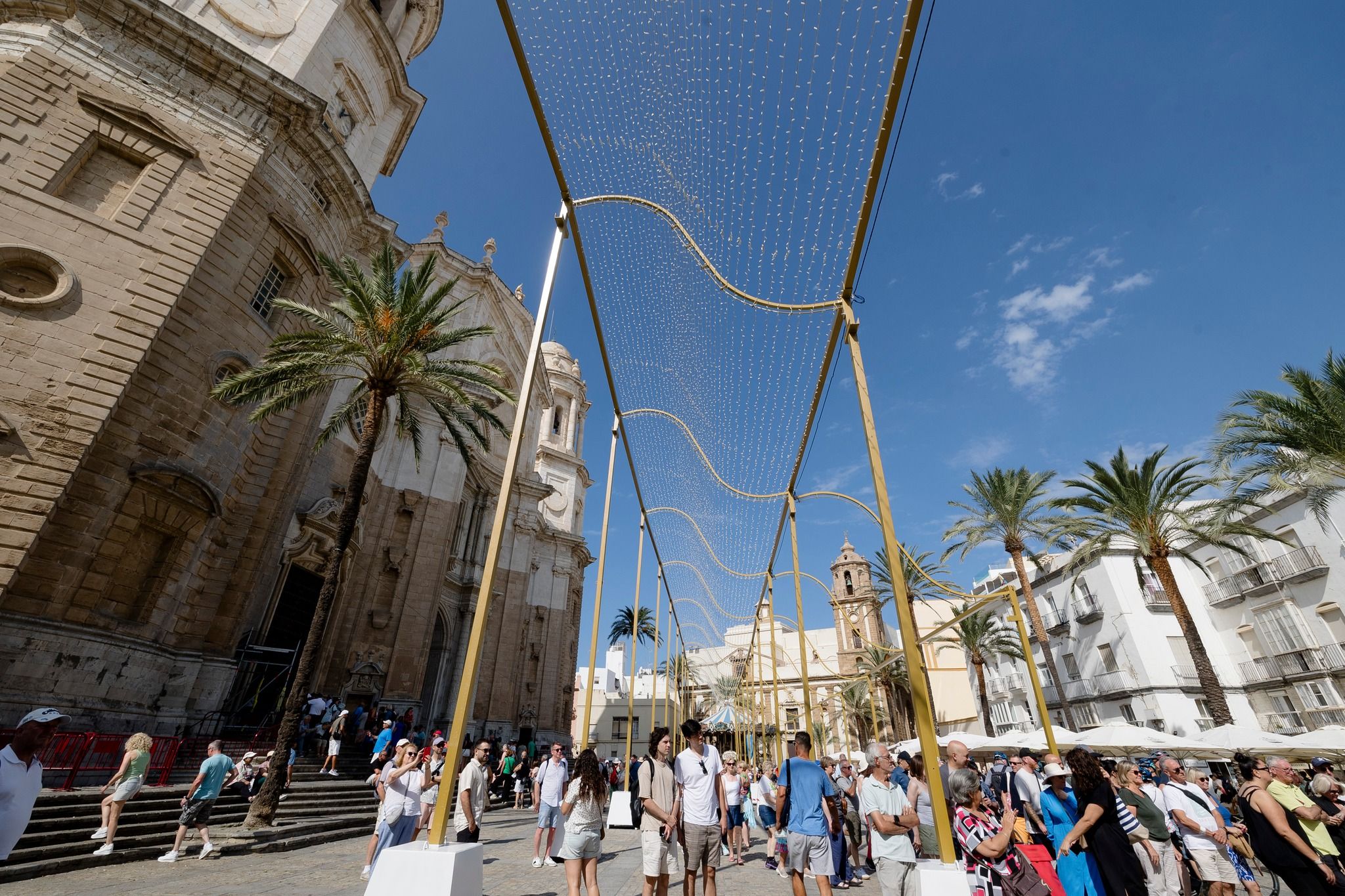 El centro de Cádiz, preparado para la celebración del programa cultural. 