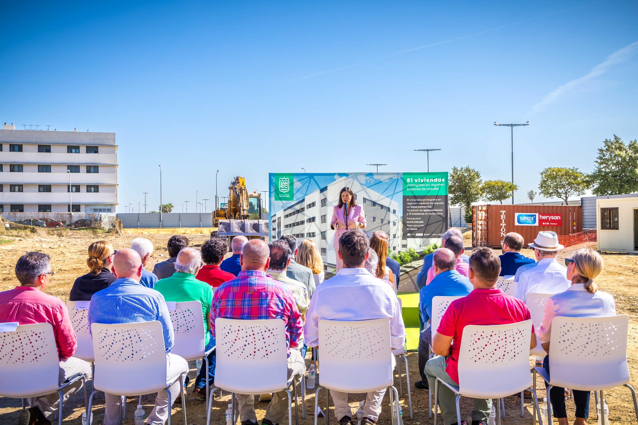 La alcaldesa de San Fernando, Patricia Cavada, en el inicio de las obras.